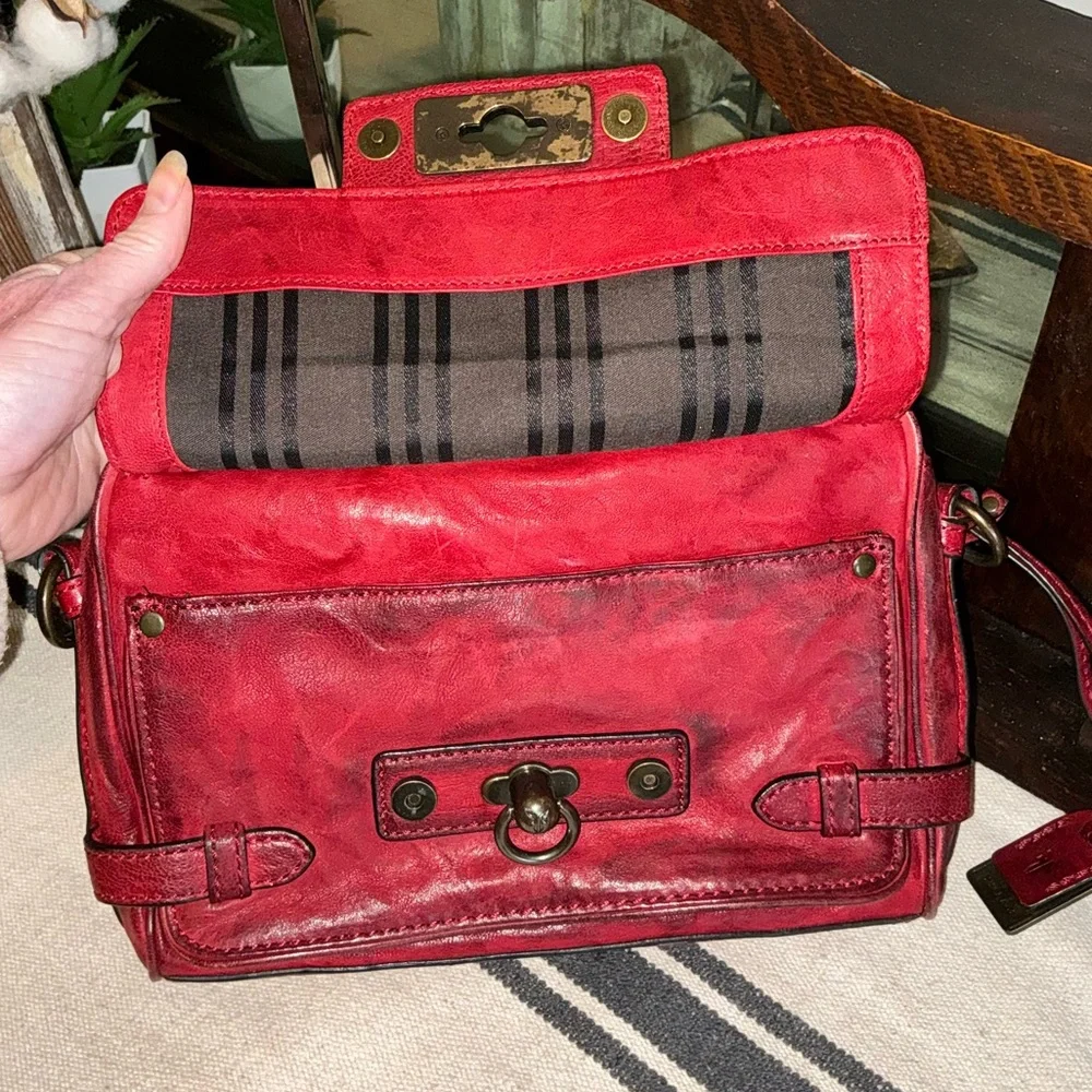 NWOT Frye Leather Cameron Crossbody Clutch Bag Burnt Red Hangtag MSRP $398 - Picture 13 of 16